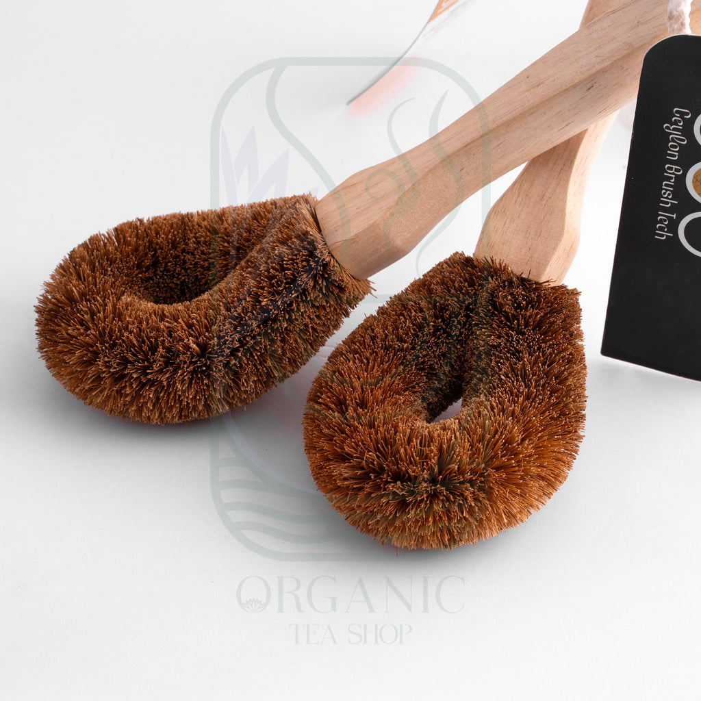 Natural coconut fiber kitchen brush with coir bristles for dishes